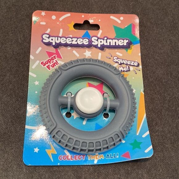 Squeezee Spinner Fidget Spinner Toy Bundle NEW (4 Different Colors) - Picture 6 of 6